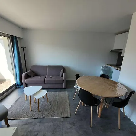 Soigne A Deux Pas De La Mer, Balcon Ensoleille, Confort Et Tranquillite A - Fr-1-675-37 ヴィムルー